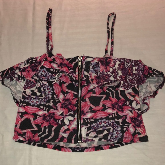 Bongo Halter Top - Picture 1 of 6